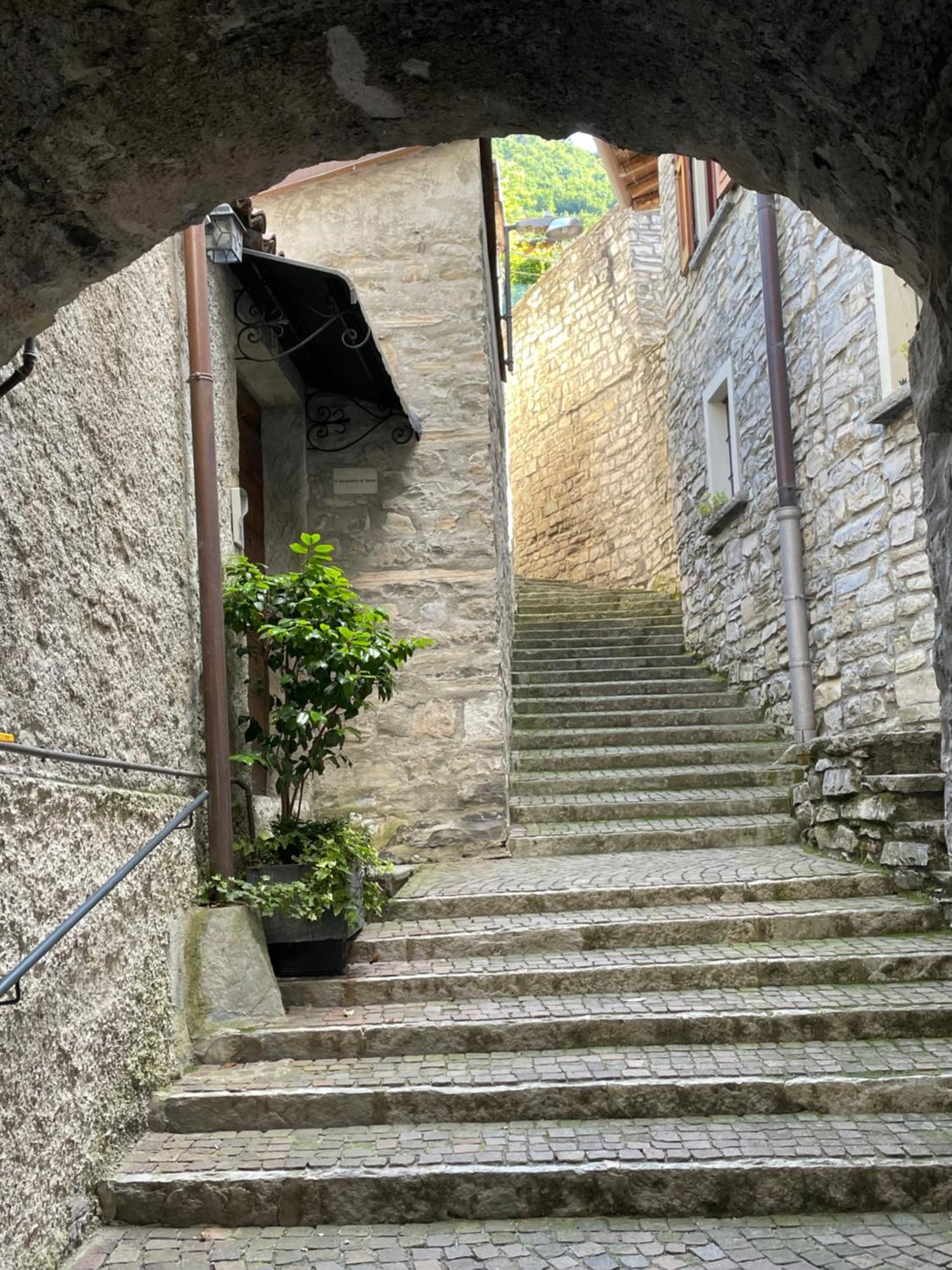 Apartament Il Borghetto Di Torno Zewnętrze zdjęcie